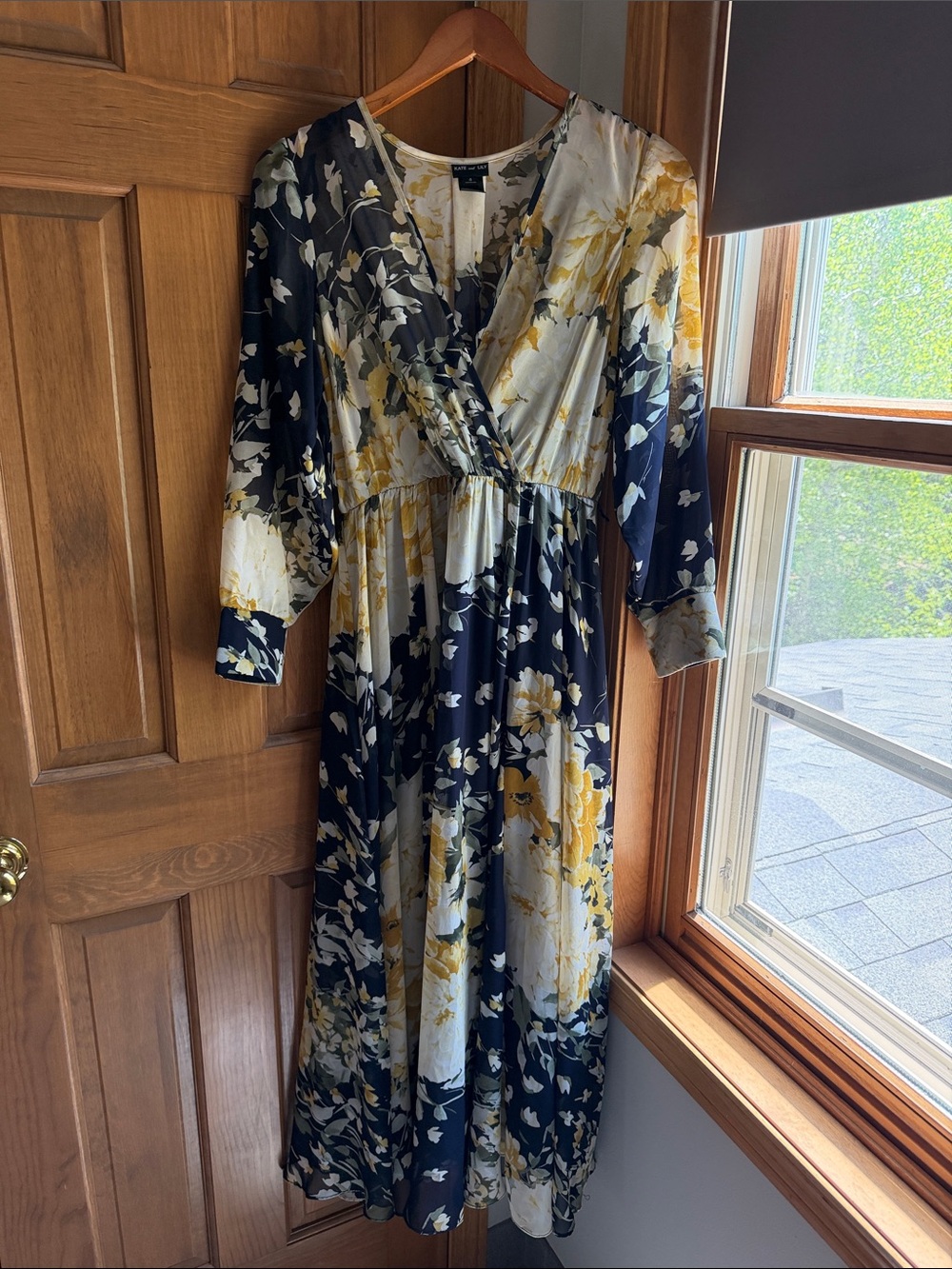 Kate & Lily Navy, White & Yellow Floral Print Sheer Long Sleeve Maxi Dress Sz 4